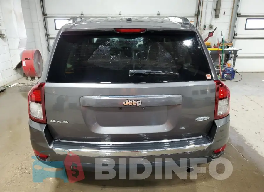 1C4NJDEB5GD573175 Photo# 6