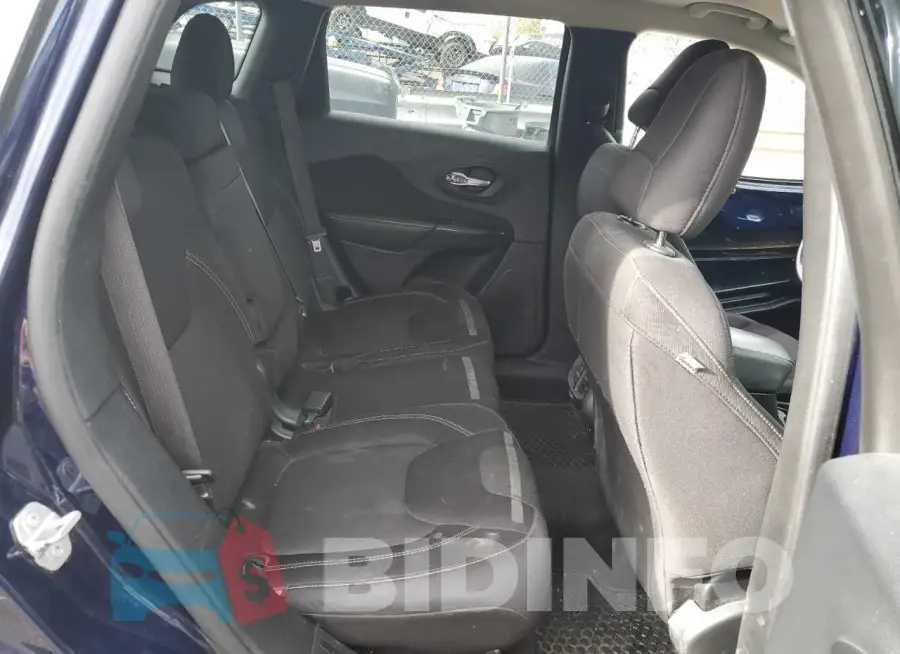 1C4PJMCSXFW686764 Photo# 10