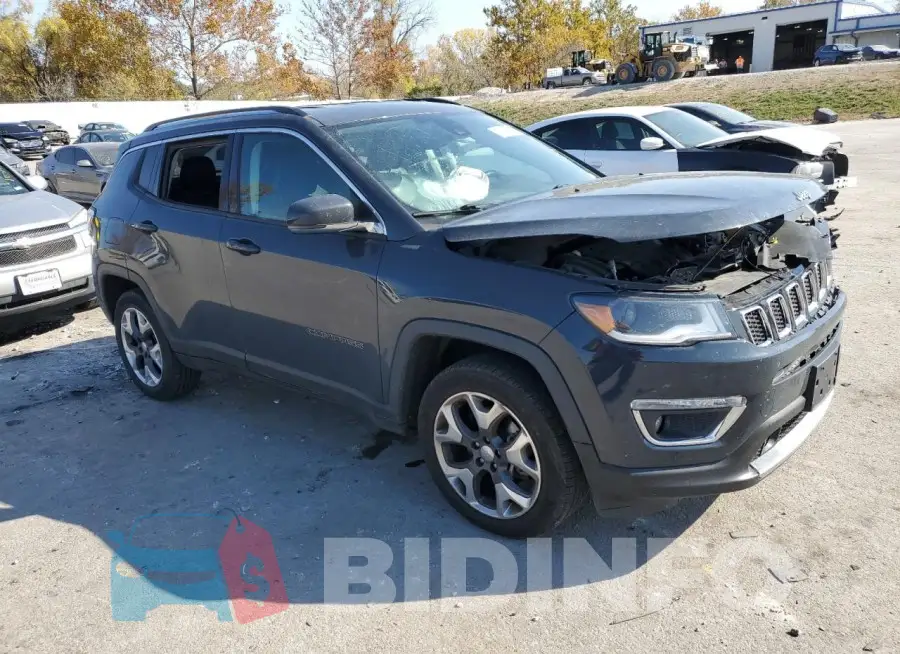 3C4NJDCB2JT360141 Photo# 4