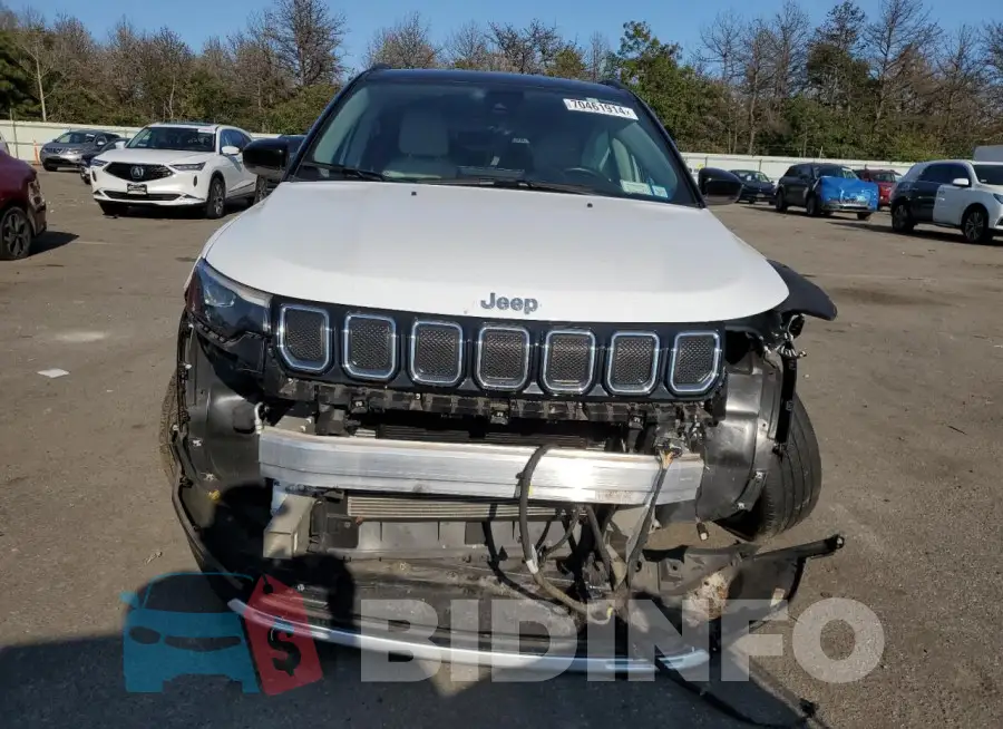 3C4NJDCB6NT130138 Photo# 5