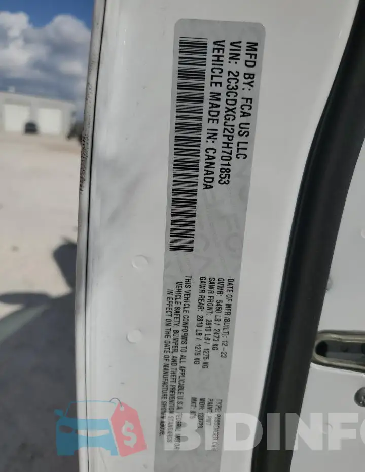 2C3CDXGJ2PH701853 Photo# 12