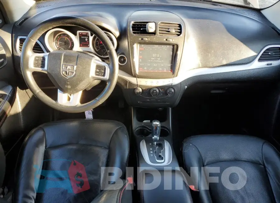 3C4PDCEG4GT105146 Photo# 8