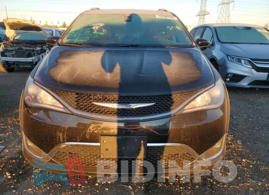 2C4RC1BG5HR809834 Photo# 5