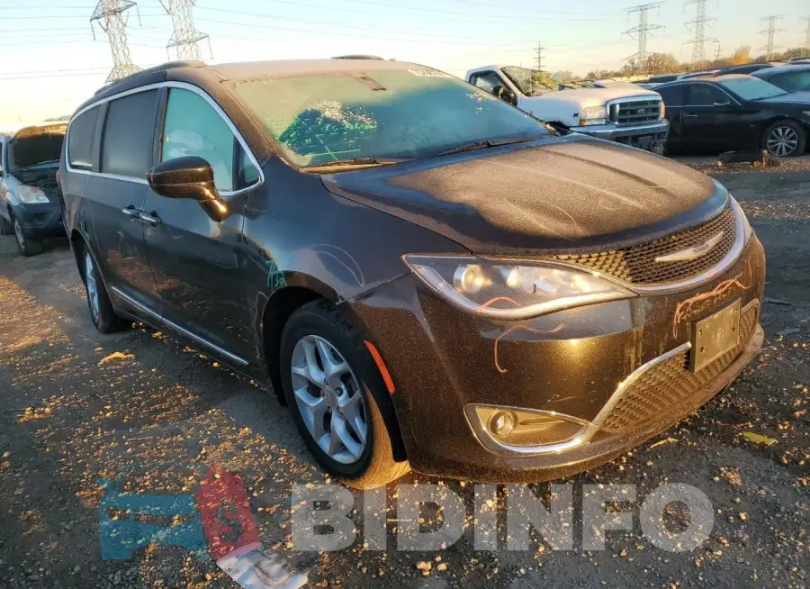 2C4RC1BG5HR809834 Photo# 4