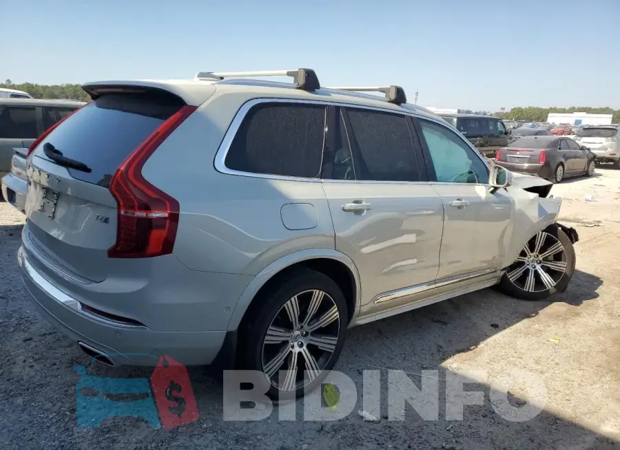 YV4A22PL6M1758996 Photo# 3
