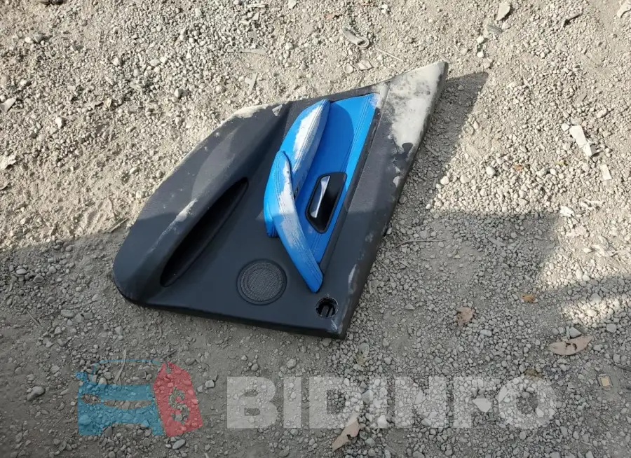 WBS8M9C54J5J78137 Photo# 12