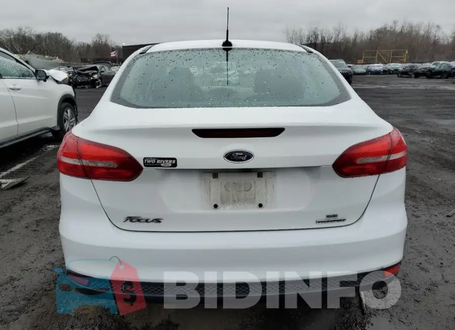 1FADP3F23FL285975 Photo# 6