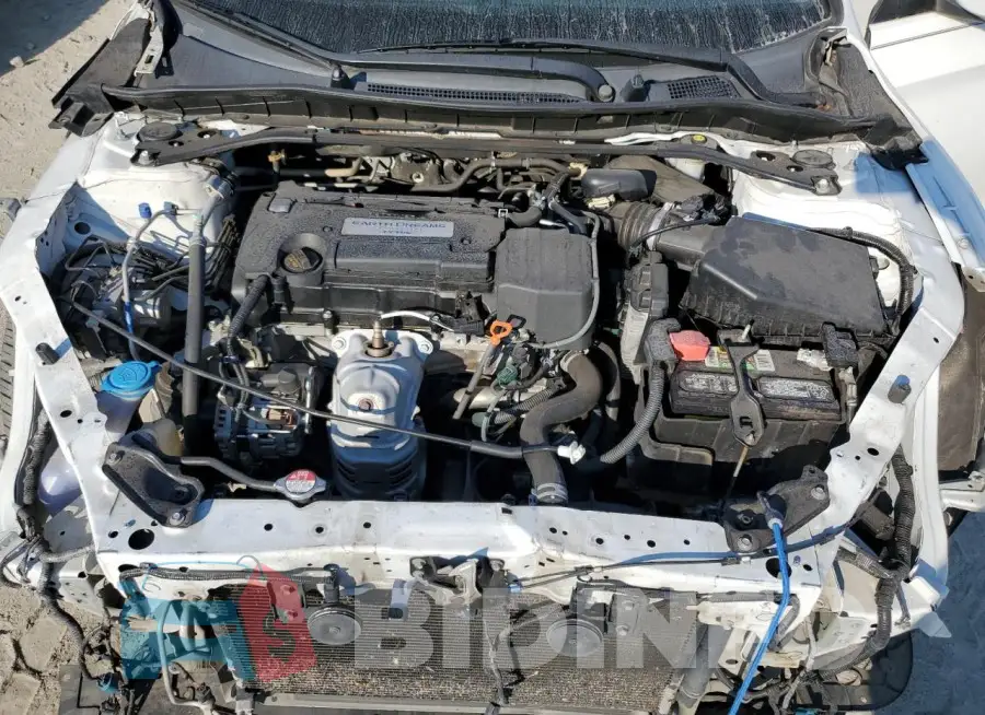 1HGCR2F50FA120581 Photo# 11