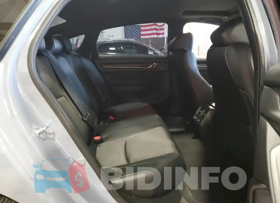 1HGCV2F38MA005850 Photo# 10