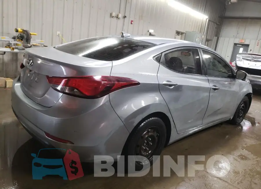 5NPDH4AE0GH720990 Photo# 3