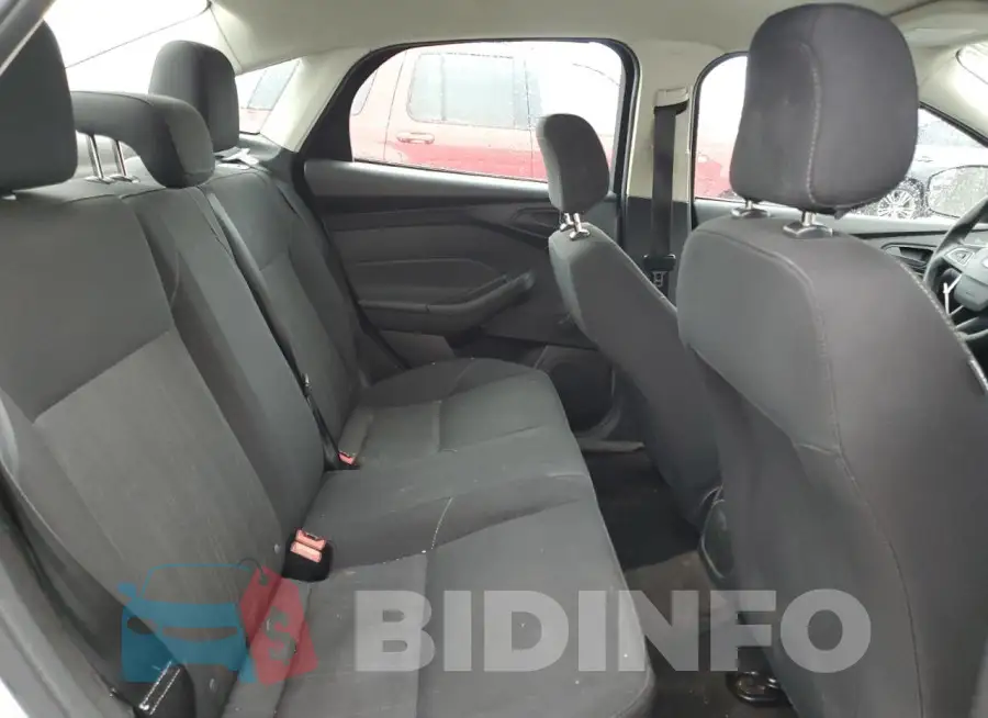 1FADP3E28JL220128 Photo# 10