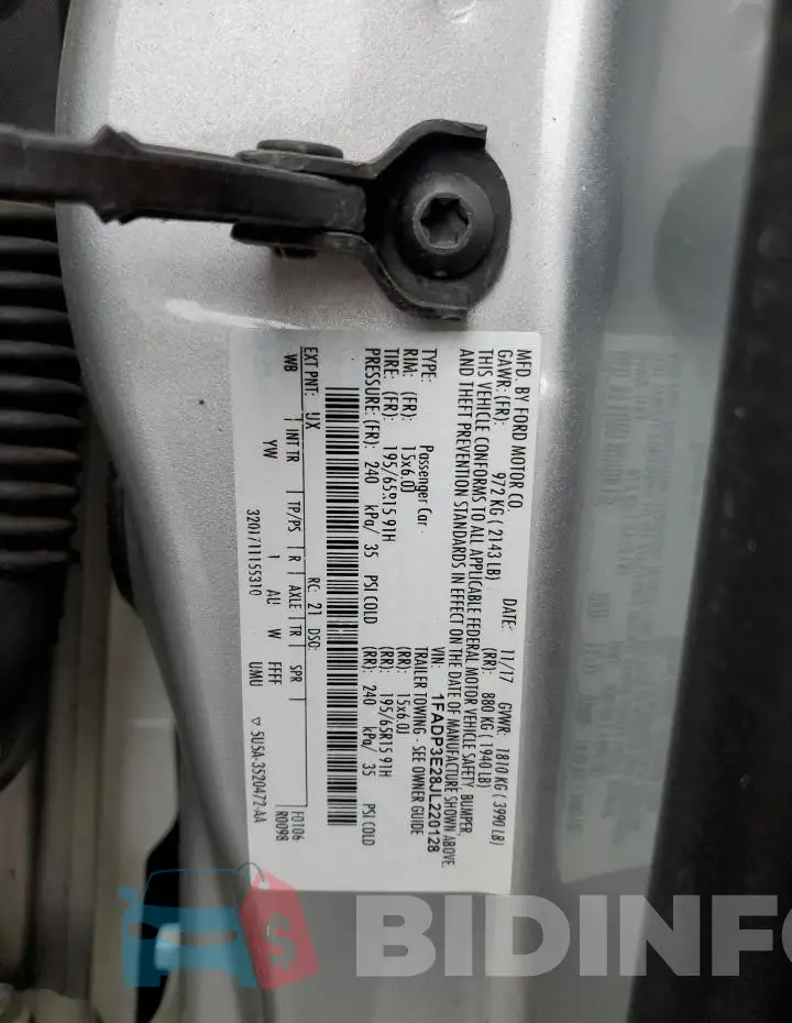 1FADP3E28JL220128 Photo# 12