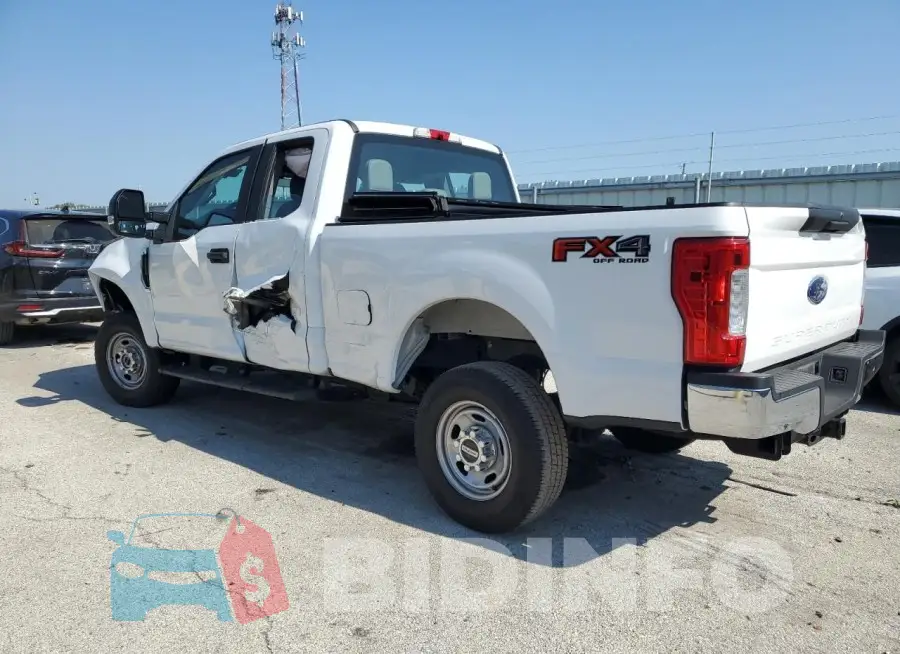 1FT7X2B68KEG67170 Photo# 2