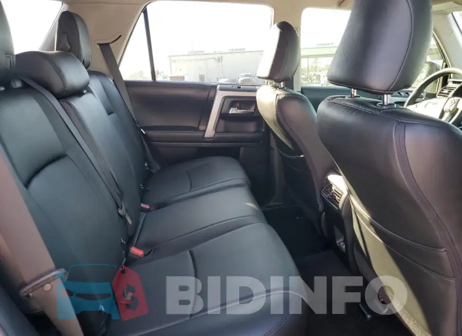 JTEEU5JR5M5232666 Photo# 11