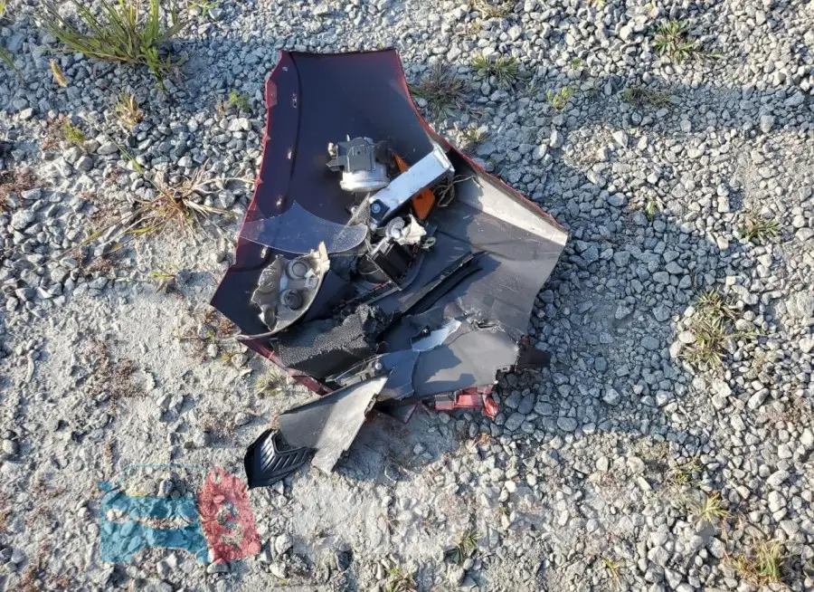JTMW1RFV1KD010014 Photo# 12