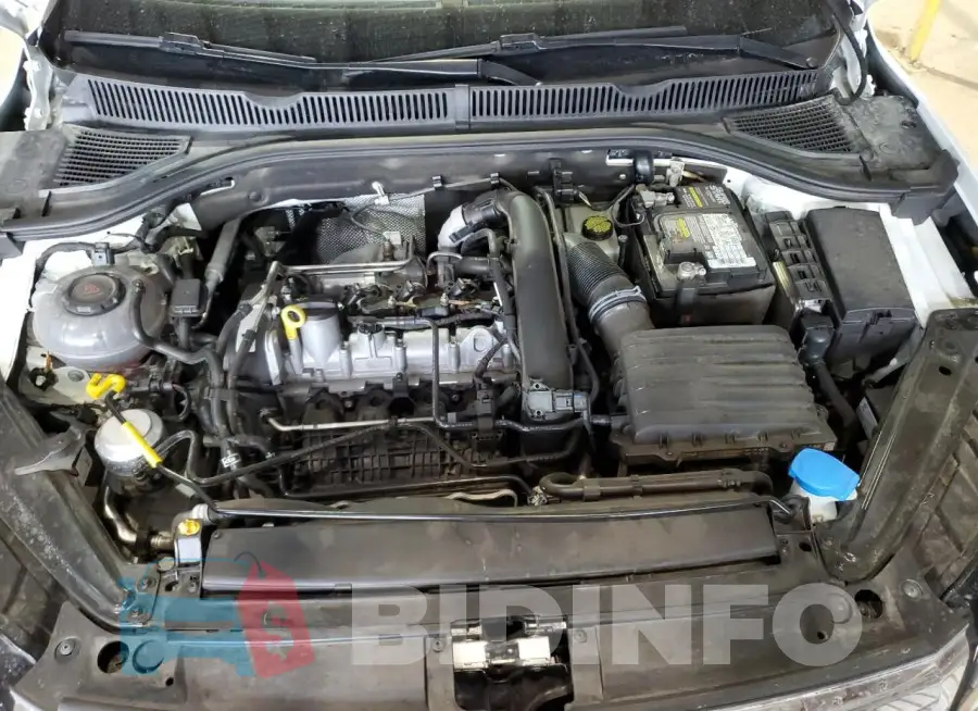 3VWCB7BU2LM064751 Photo# 11