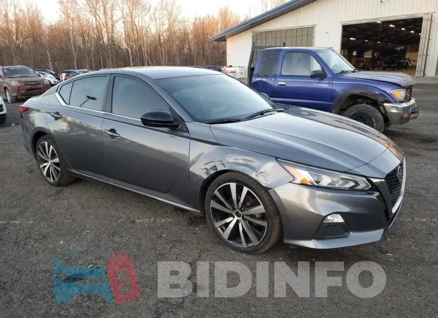 1N4BL4CV3KC159889 Photo# 4