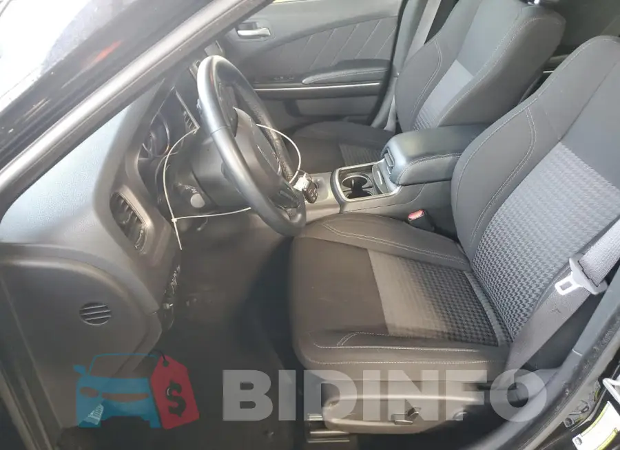 2C3CDXBG9PH690782 Photo# 7