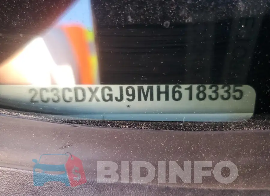 2C3CDXGJ9MH618335 Photo# 13