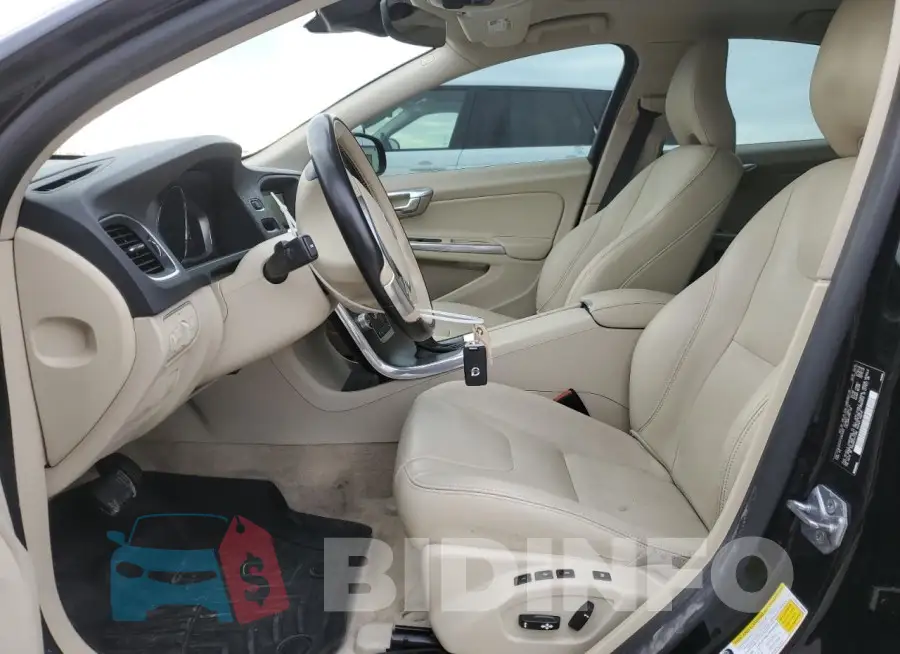 YV1612TK7F2361362 Photo# 7