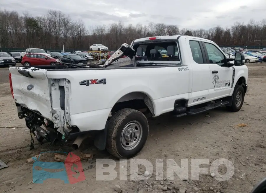 1FT8X3BA3PEC79964 Photo# 3