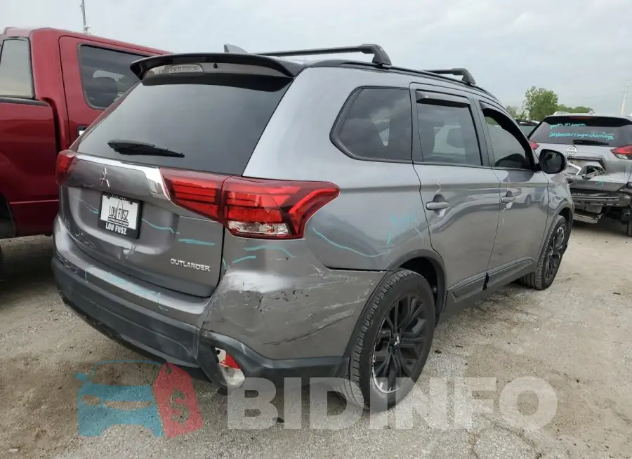 JA4AD3A32JZ045323 Photo# 3