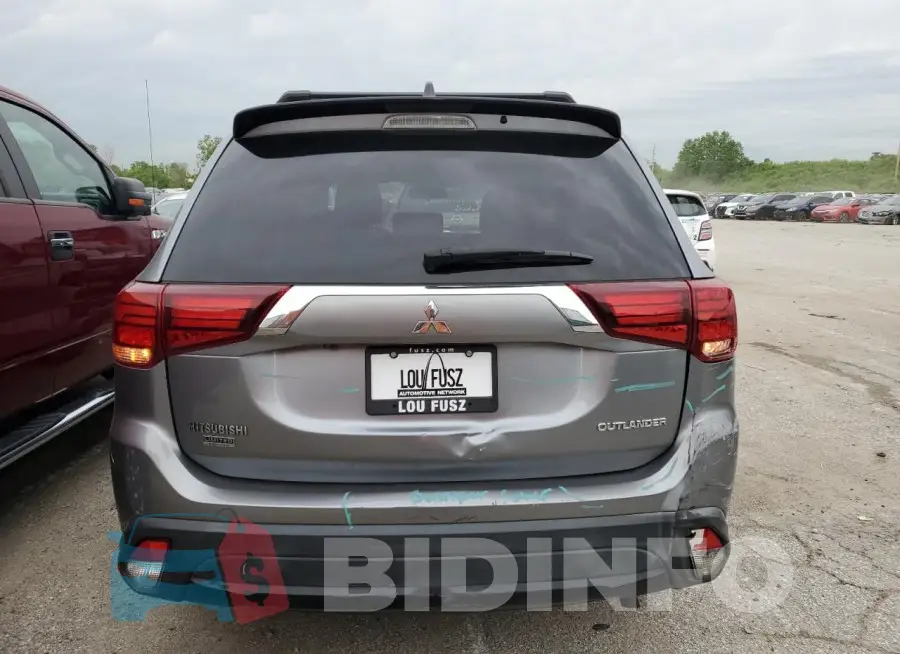 JA4AD3A32JZ045323 Photo# 6