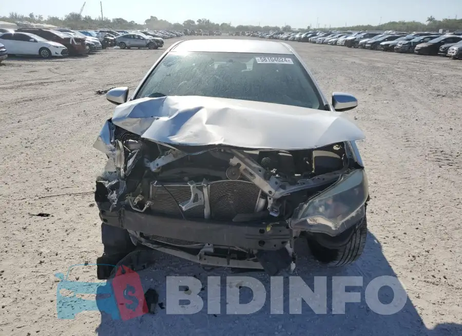 2T1BURHE0GC571652 Photo# 5
