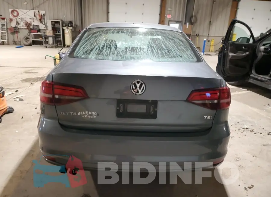 3VW2B7AJ4HM357688 Photo# 6