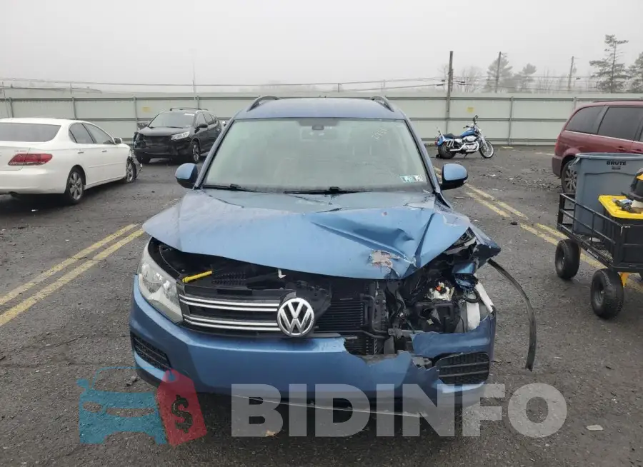 WVGBV7AX2HW513527 Photo# 5
