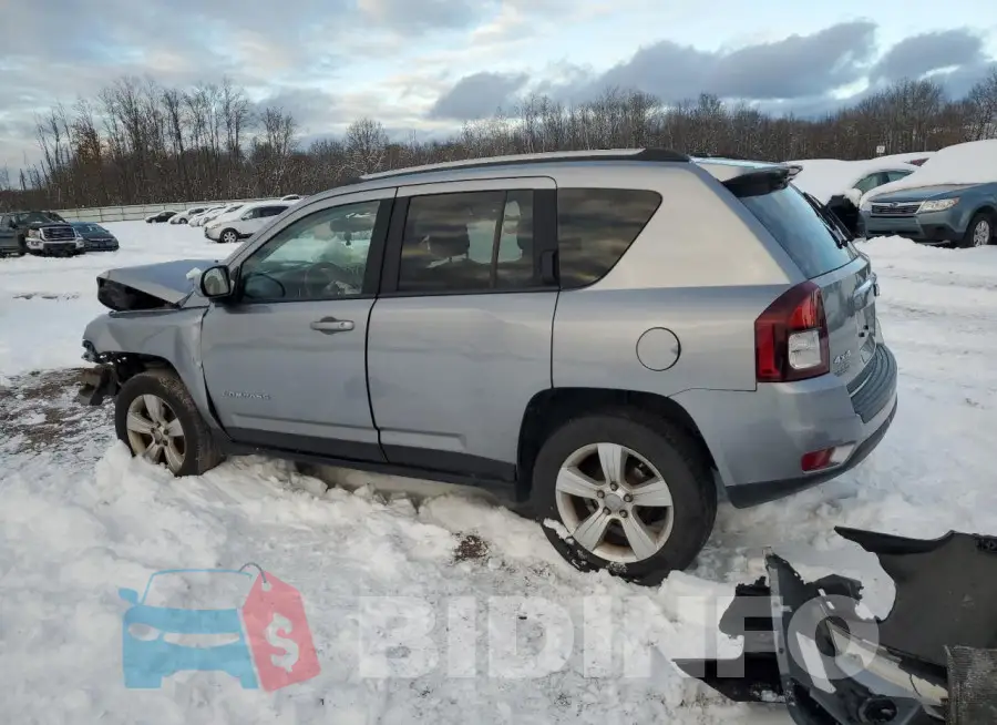 1C4NJDEB9GD671349 Photo# 2