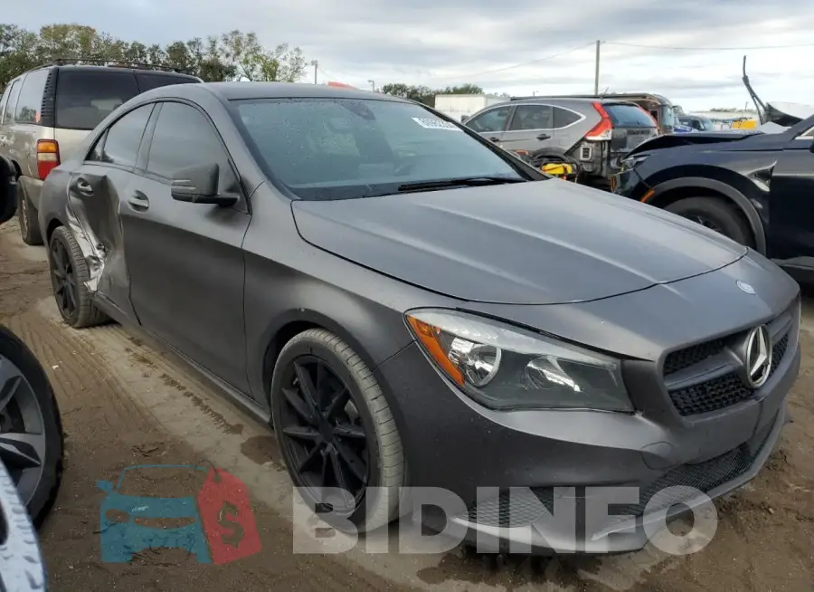 WDDSJ4EB3FN221276 Photo# 4