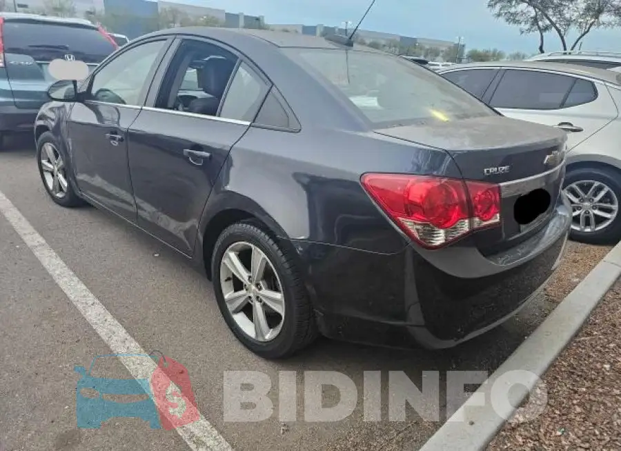 1G1PE5SB2F7206361 Photo# 3