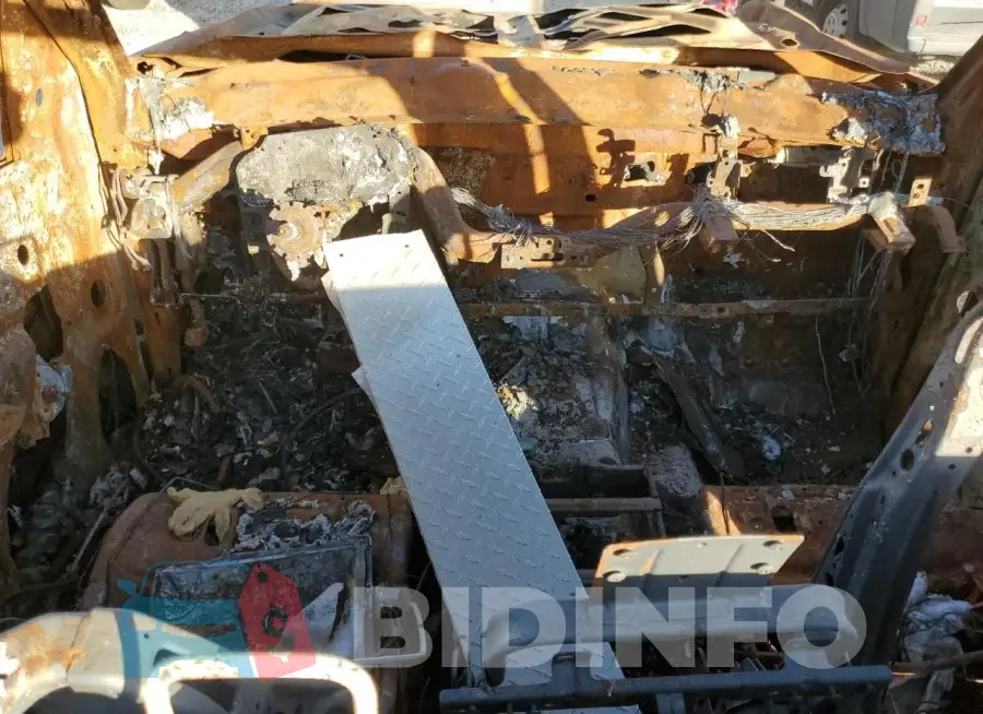 1GB3CYC8XFF592988 Photo# 8