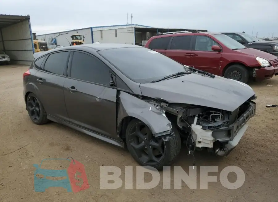 1FADP3L95GL261194 Photo# 4