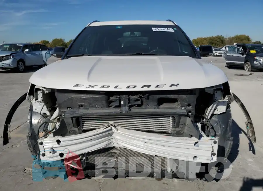 1FM5K8GT7HGE41525 Photo# 5