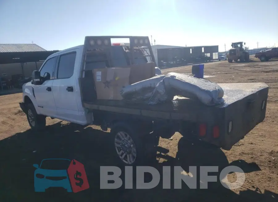 1FT7W2BT8JEB39331 Photo# 2