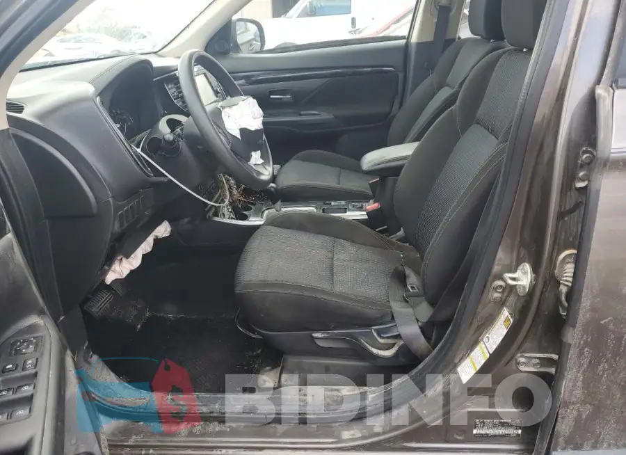 JA4AD2A38KZ016274 Photo# 7