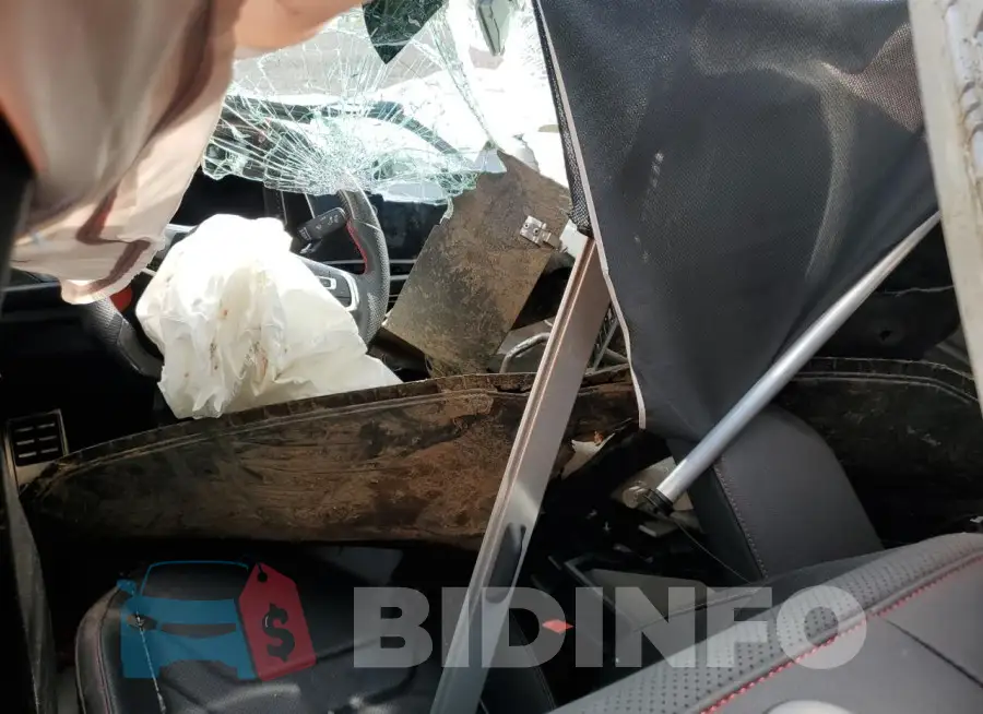 3VW6T7BU8MM088970 Photo# 8