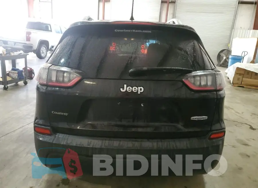 1C4PJLCB1KD327626 Photo# 6