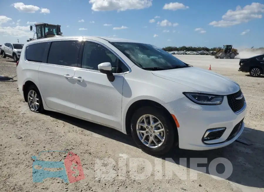 2C4RC1BG2PR620167 Photo# 4