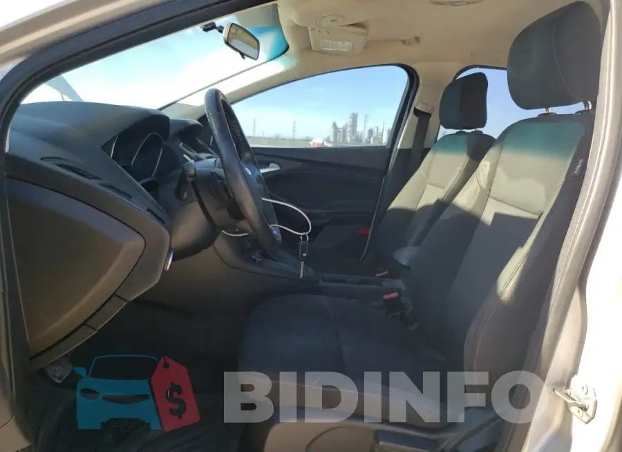 1FADP3F23GL360224 Photo# 7