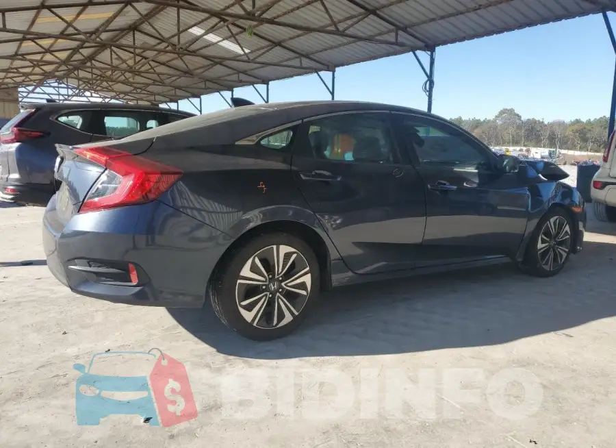 19XFC1F71HE018103 Photo# 3