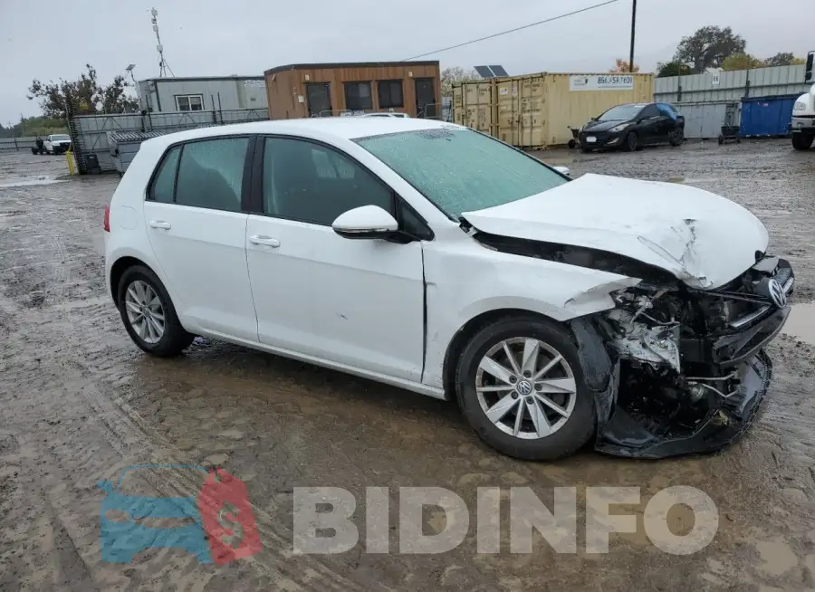 3VW217AU3FM068991 Photo# 4