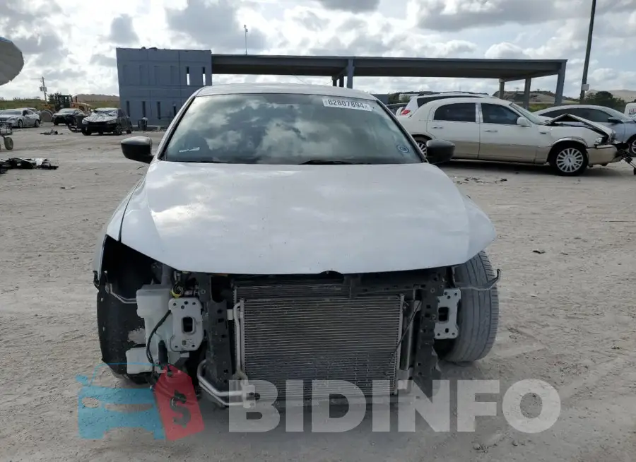 3VW267AJ2GM285554 Photo# 5