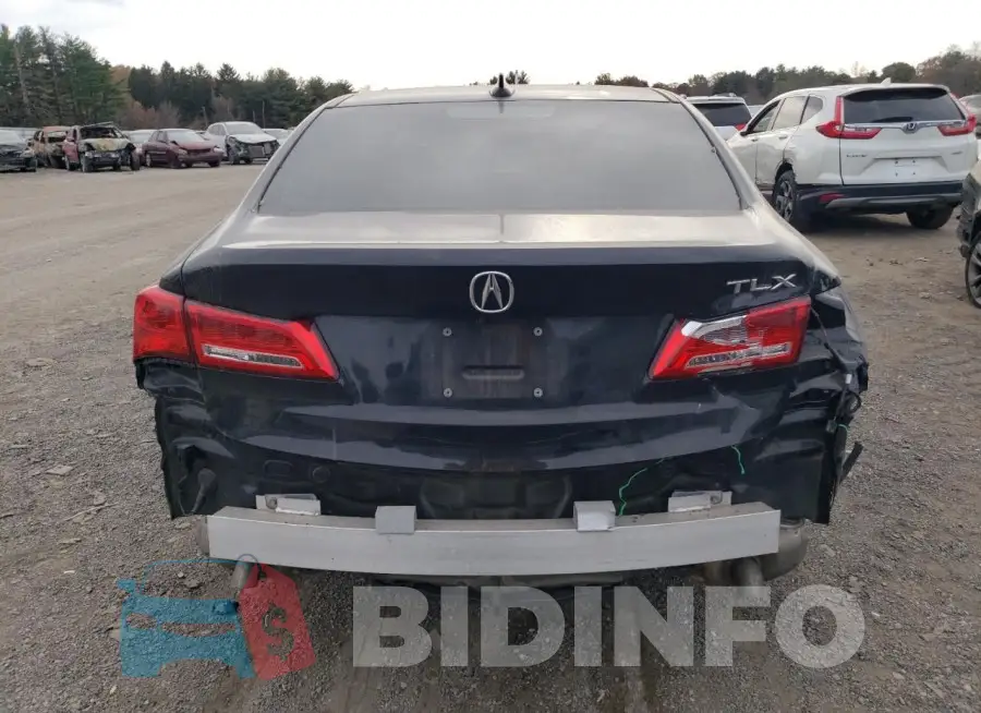 19UUB1F32KA004469 Photo# 6