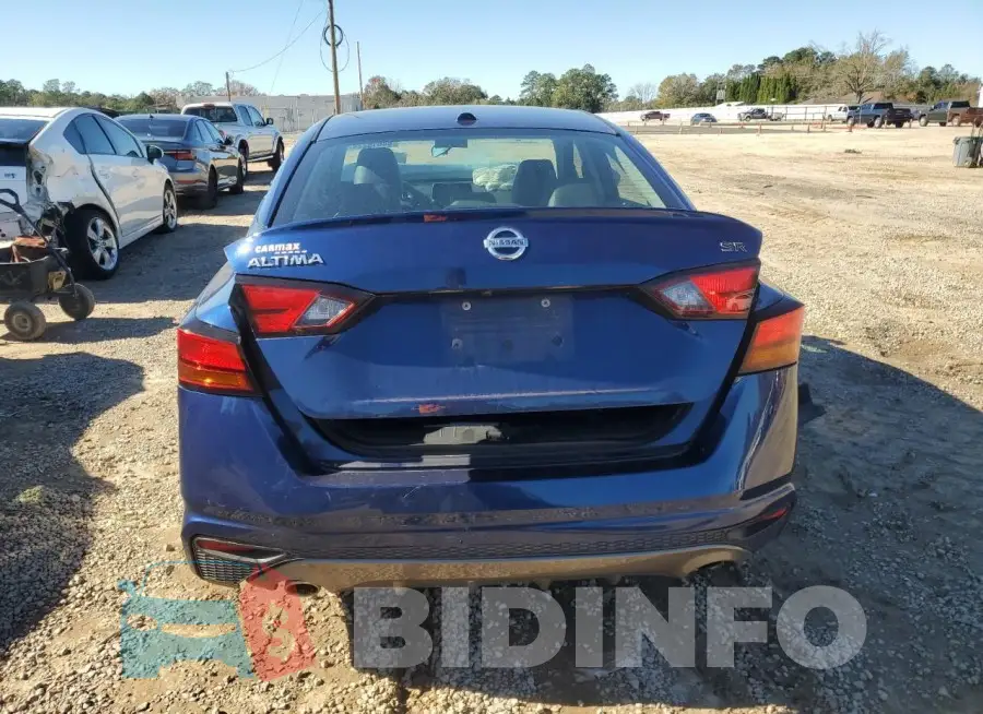 1N4BL4CV6KC157327 Photo# 6