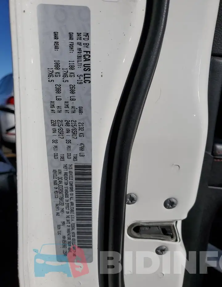 3C4NJDDB5KT780122 Photo# 13