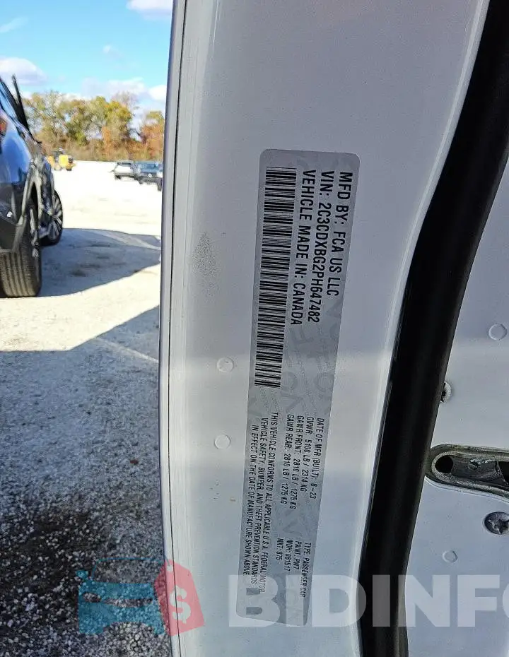 2C3CDXBG2PH647482 Photo# 12