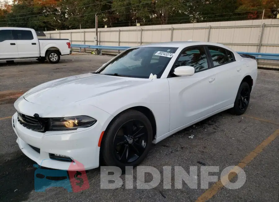 2C3CDXHG8JH176050 Photo# 1